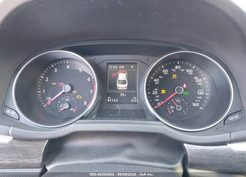2016 VOLKSWAGEN PASSAT VIN: 1VWCM7A34GC020535