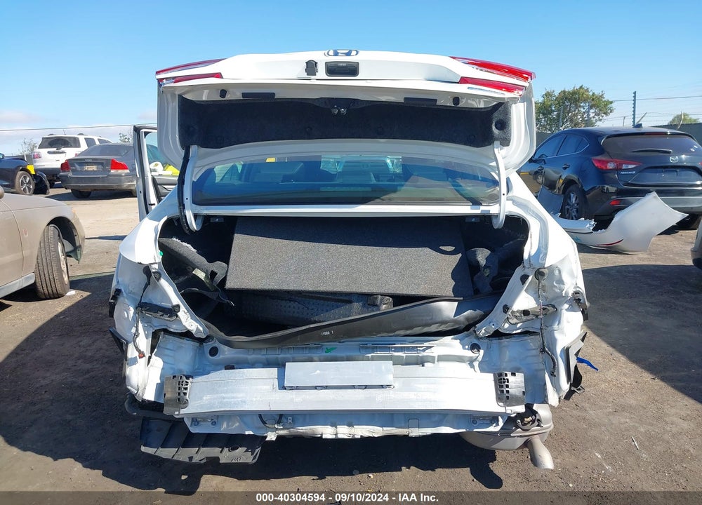 2020 HONDA ACCORD HYBRID VIN: 1HGCV3F18LA012560