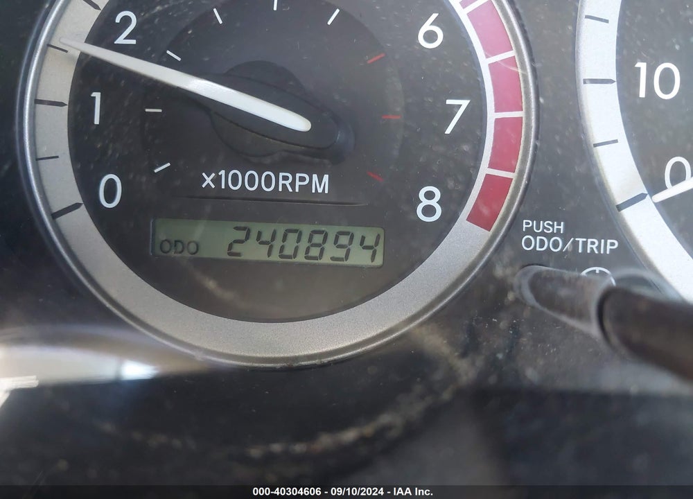2004 TOYOTA SIENNA CE VIN: 5TDZA23C84S039640