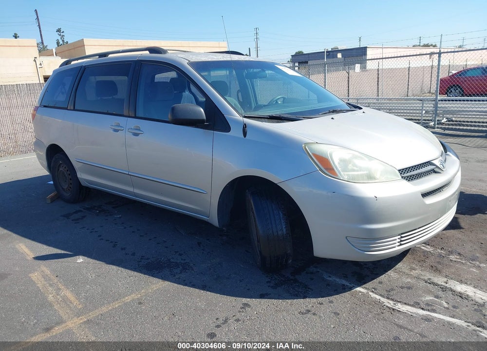 2004 TOYOTA SIENNA CE VIN: 5TDZA23C84S039640