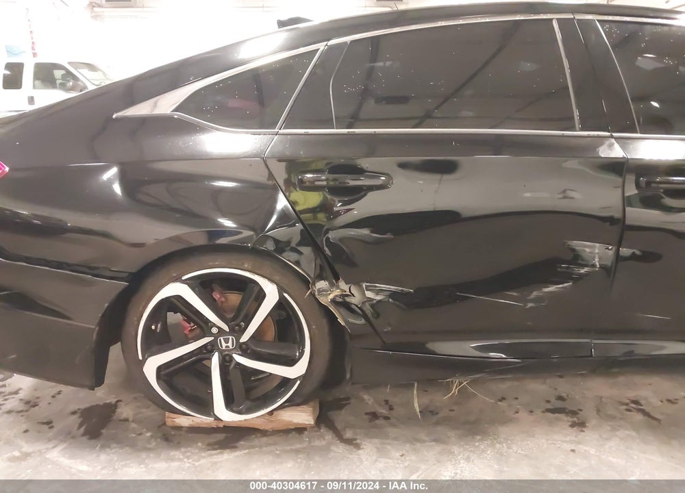 2018 HONDA ACCORD SPORT 2.0T VIN: 1HGCV2F39JA007294