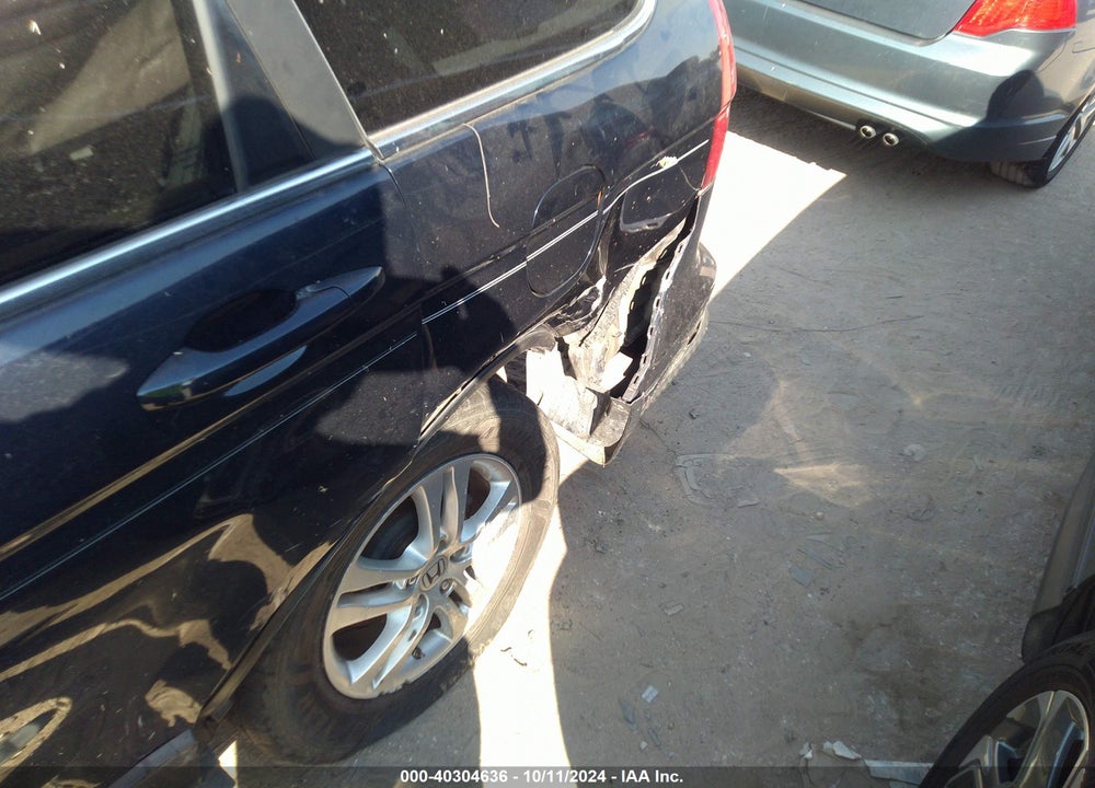 2011 HONDA CR-V EX-L VIN: 5J6RE3H76BL013293