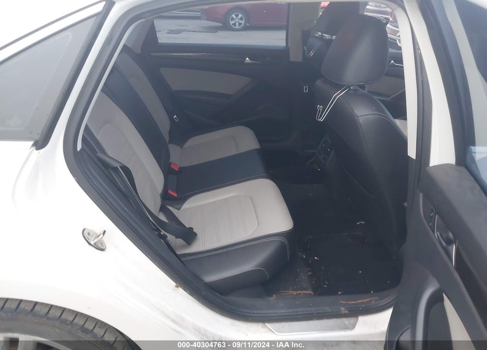 2015 VOLKSWAGEN PASSAT 1.8T SPORT VIN: 1VWBT7A35FC040340