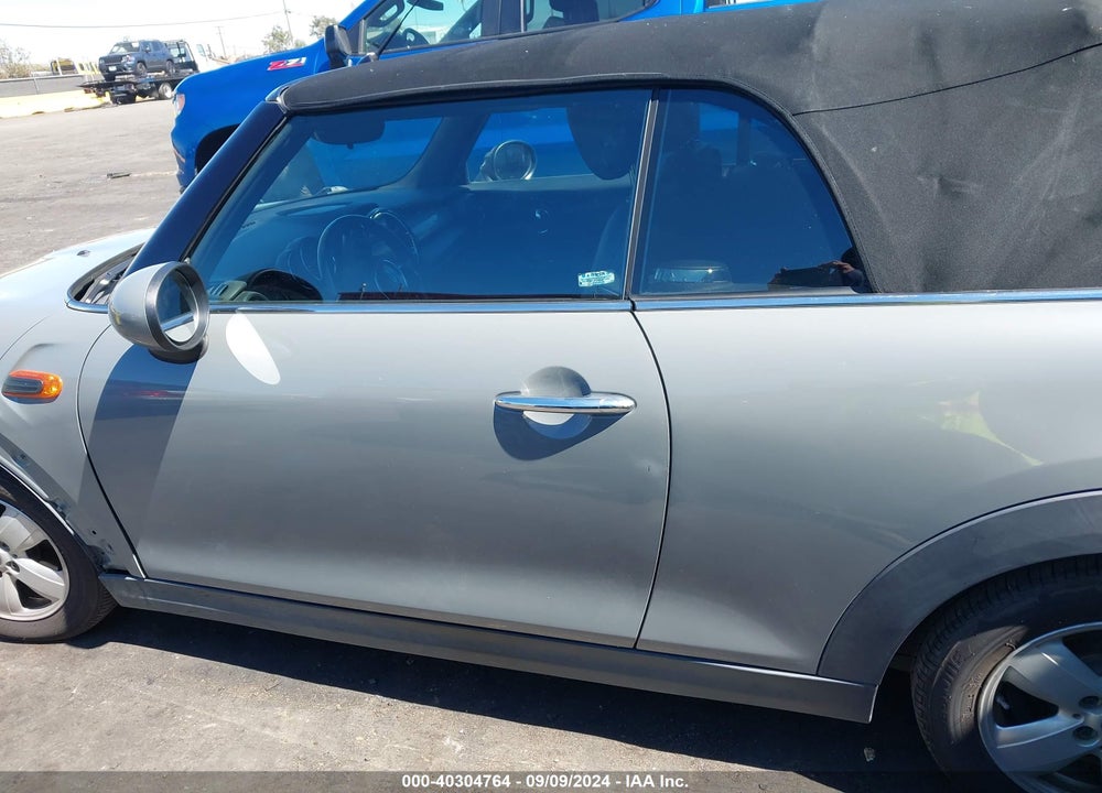 2019 MINI CONVERTIBLE COOPER VIN: WMWWG5C57K3D01537