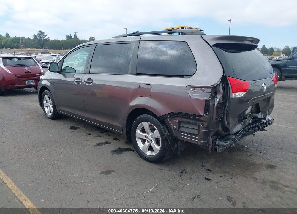 2012 TOYOTA SIENNA LE V6 8 PASSENGER VIN: 5TDKK3DC6CS271218