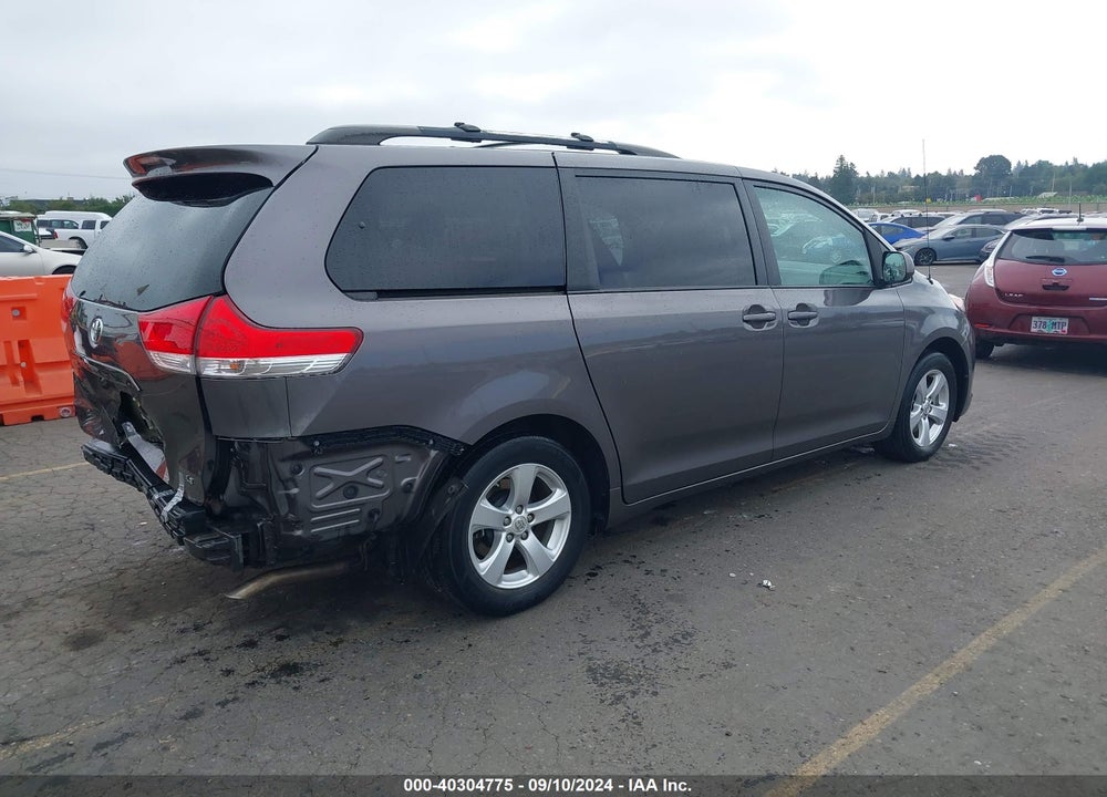 2012 TOYOTA SIENNA LE V6 8 PASSENGER VIN: 5TDKK3DC6CS271218
