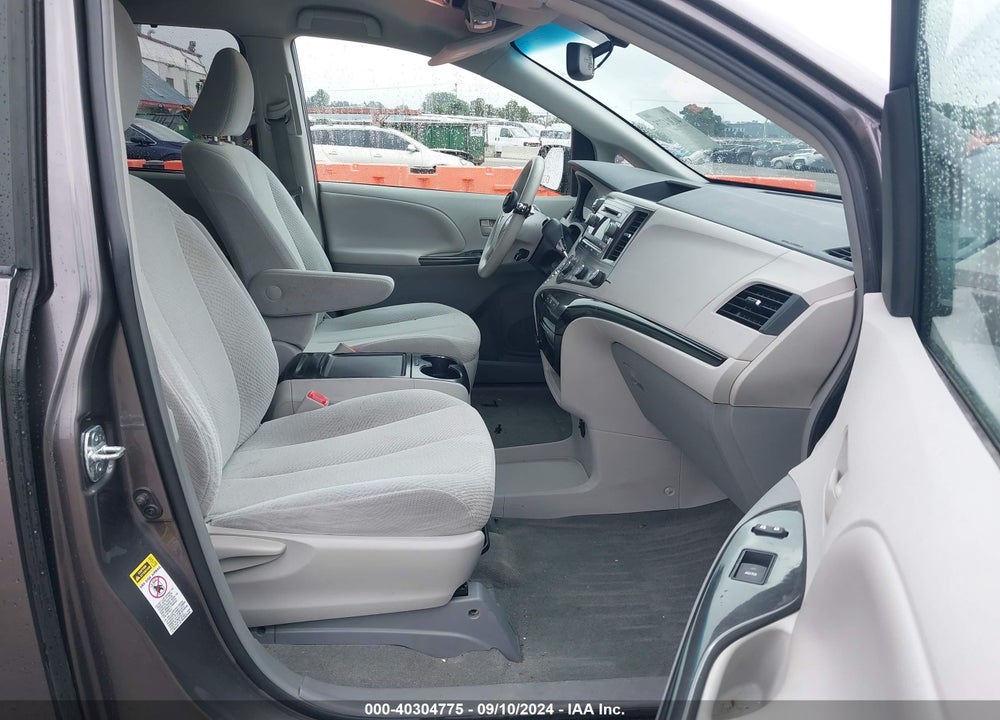 2012 TOYOTA SIENNA LE V6 8 PASSENGER VIN: 5TDKK3DC6CS271218
