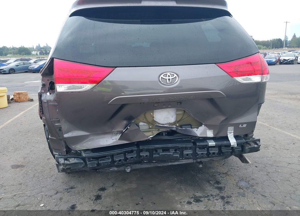 2012 TOYOTA SIENNA LE V6 8 PASSENGER VIN: 5TDKK3DC6CS271218