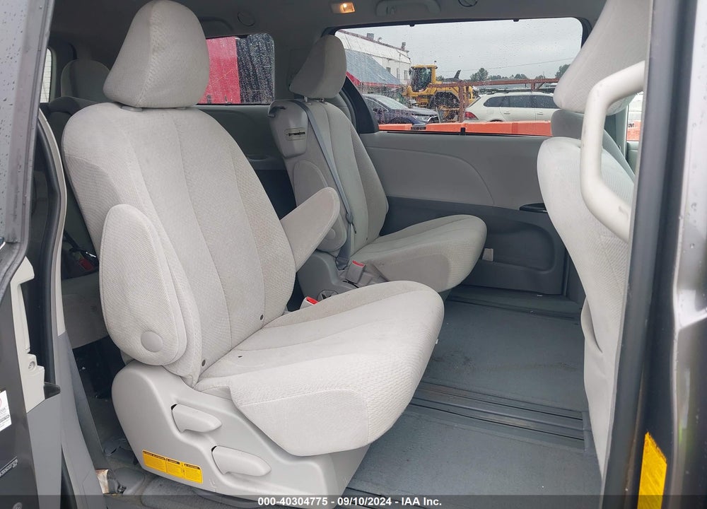 2012 TOYOTA SIENNA LE V6 8 PASSENGER VIN: 5TDKK3DC6CS271218