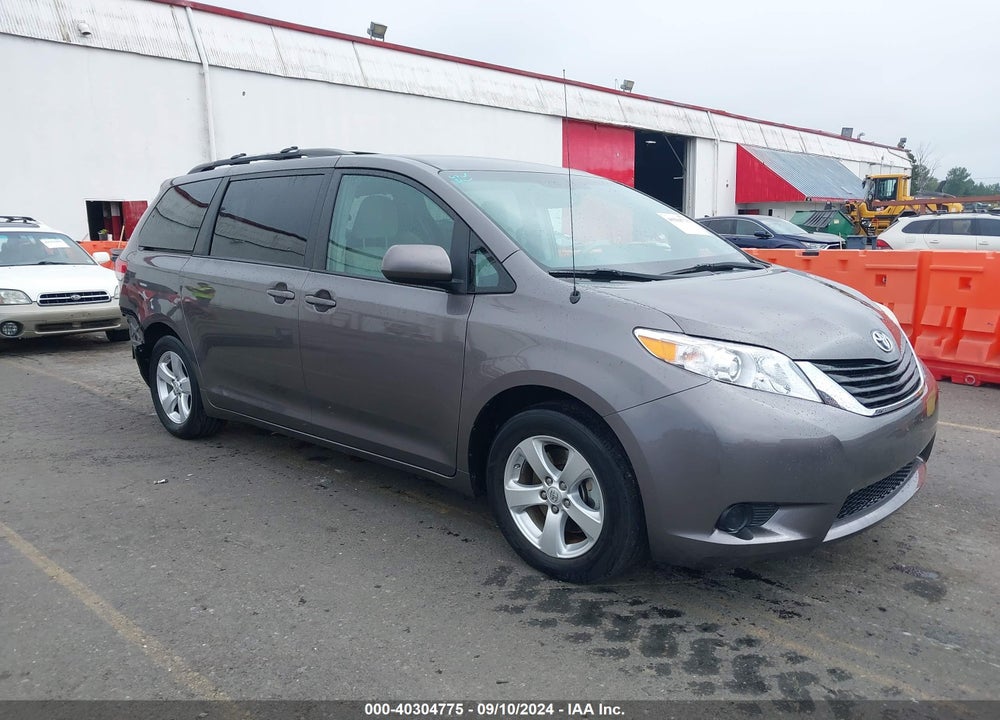 2012 TOYOTA SIENNA LE V6 8 PASSENGER VIN: 5TDKK3DC6CS271218