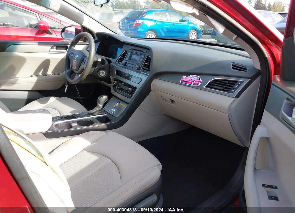 2015 HYUNDAI SONATA SE VIN: 5NPE24AFXFH116926