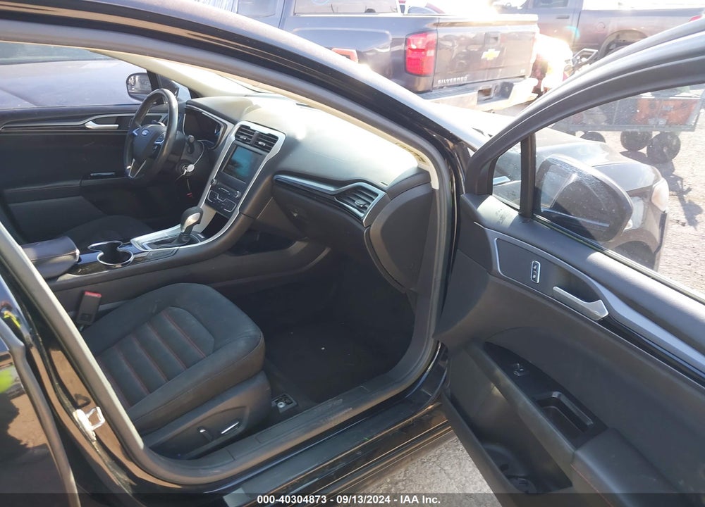 2016 FORD FUSION SE VIN: 3FA6P0HD6GR129292
