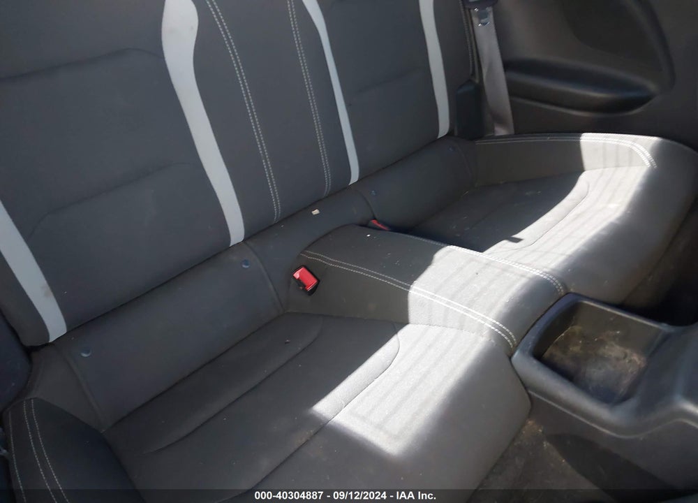 2017 CHEVROLET CAMARO 1LT VIN: 1G1FB1RS2H0201353