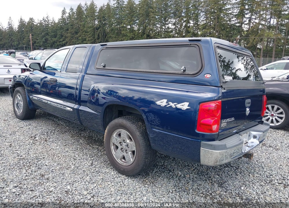 2005 DODGE DAKOTA LARAMIE VIN: 1D7HW52K05S166520