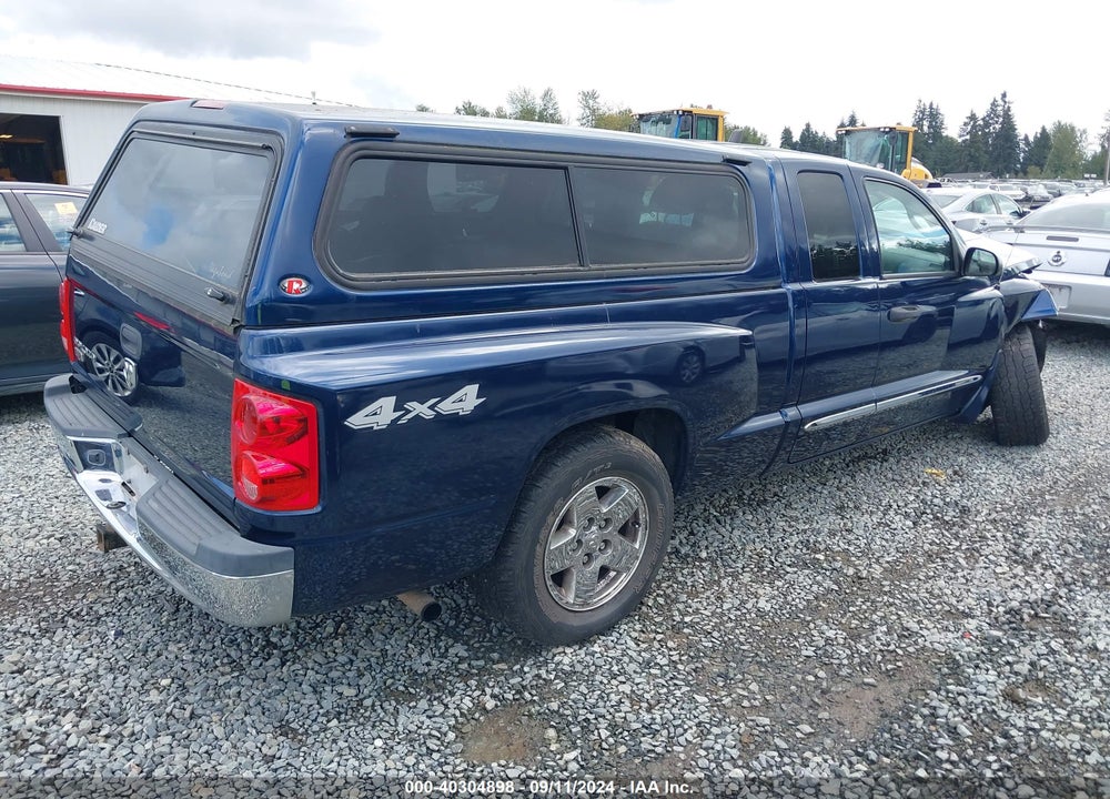 2005 DODGE DAKOTA LARAMIE VIN: 1D7HW52K05S166520