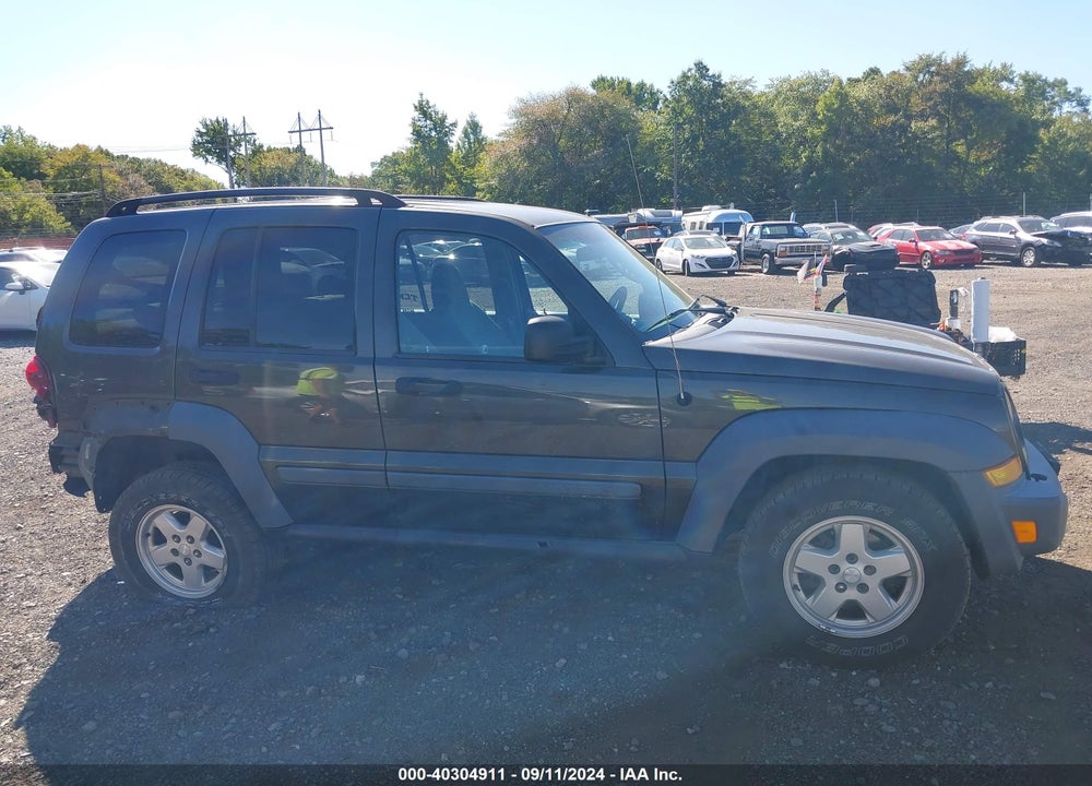 2005 JEEP LIBERTY SPORT VIN: 1J4GL48K45W509123