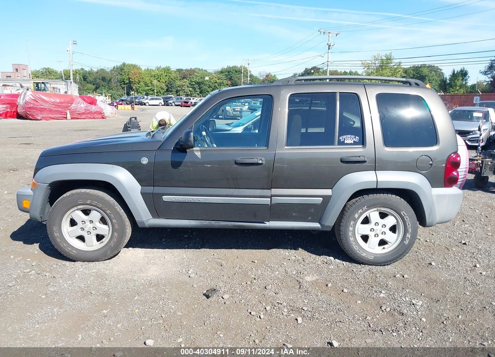 2005 JEEP LIBERTY SPORT VIN: 1J4GL48K45W509123