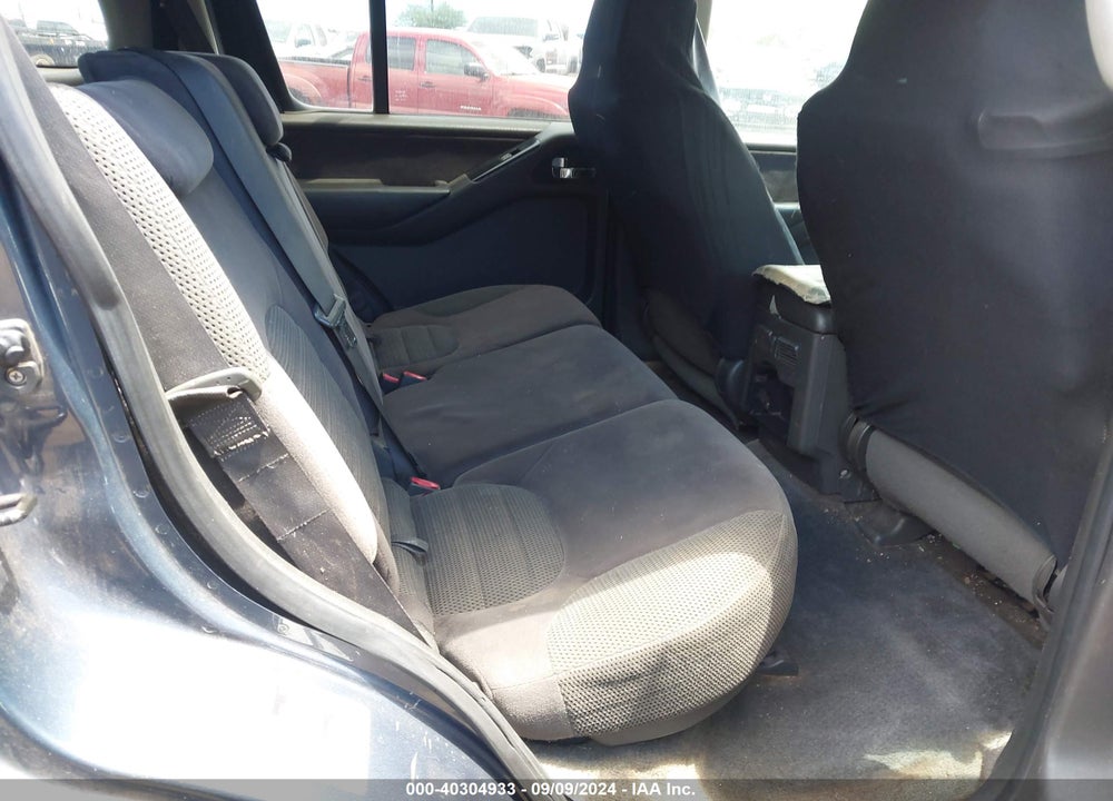 2005 NISSAN PATHFINDER SE VIN: 5N1AR18W05C730906
