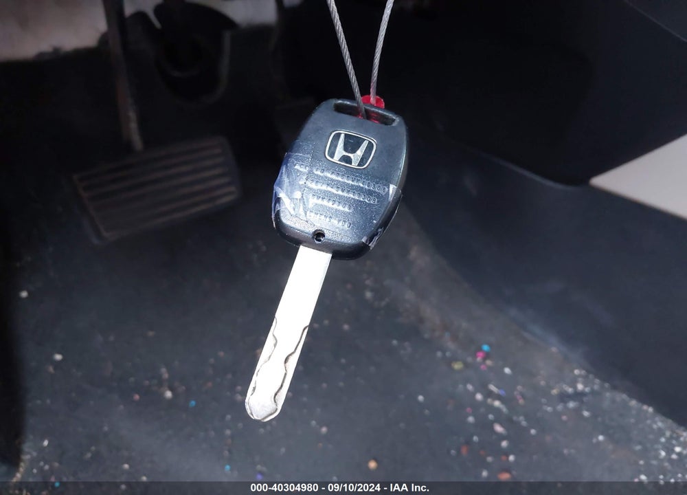 2013 HONDA PILOT EX-L VIN: 5FNYF4H61DB077887