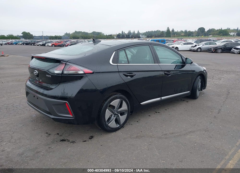 2021 HYUNDAI IONIQ HYBRID SEL VIN: KMHC85LC6MU255853