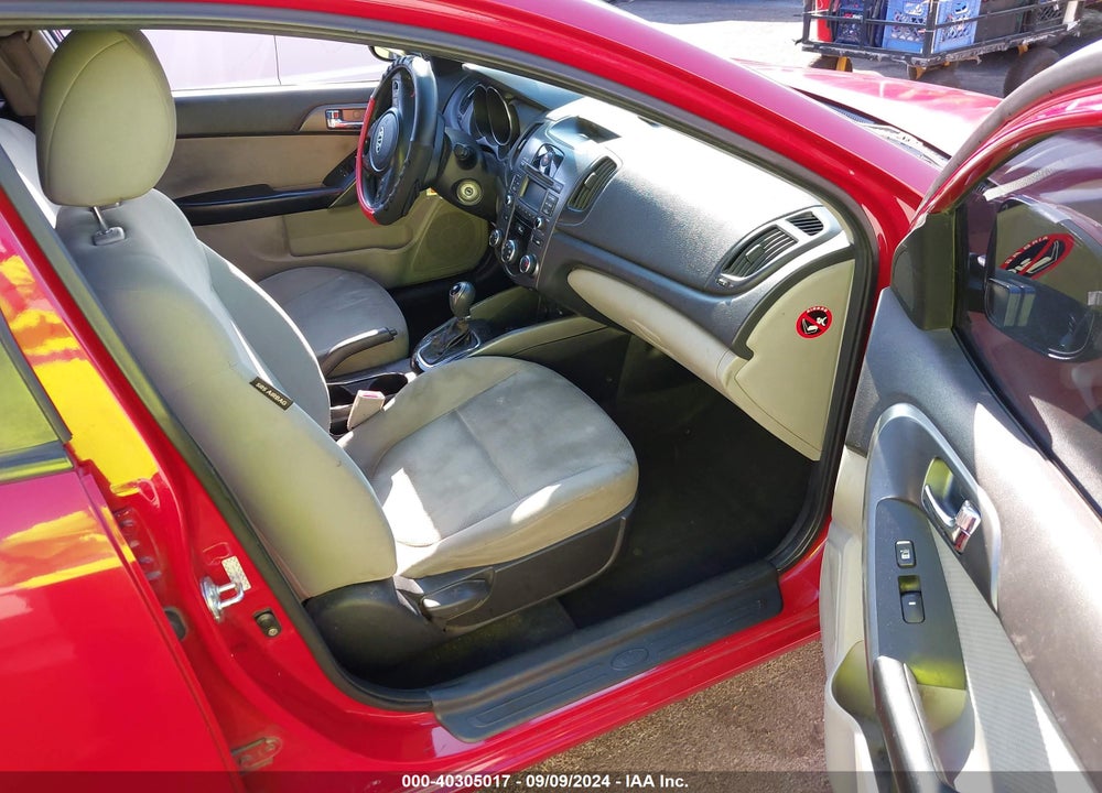 2013 KIA FORTE EX VIN: KNAFU4A29D5735944