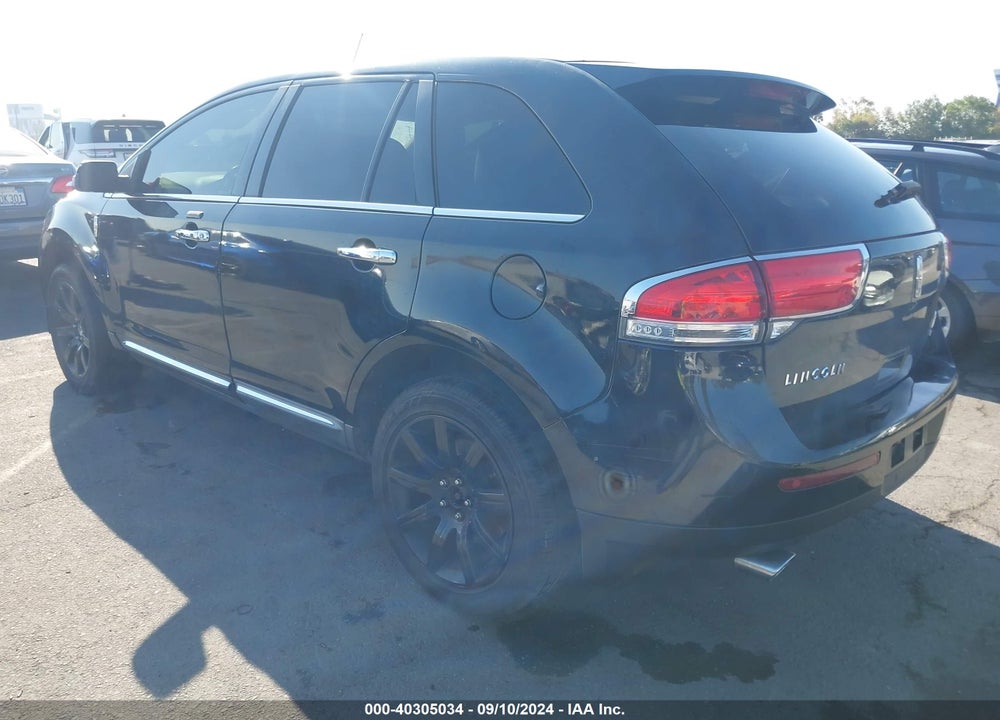 2011 LINCOLN MKX VIN: 2LMDJ8JK2BBJ26049