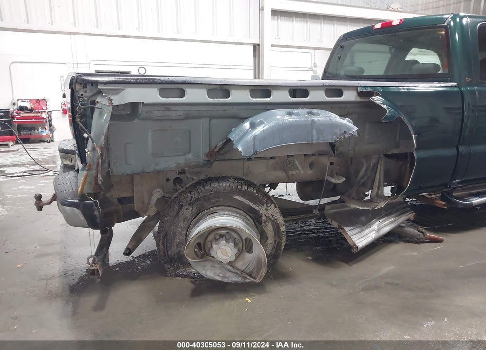 2001 CHEVROLET SILVERADO 3500 LT VIN: 1GCJK33171F172173
