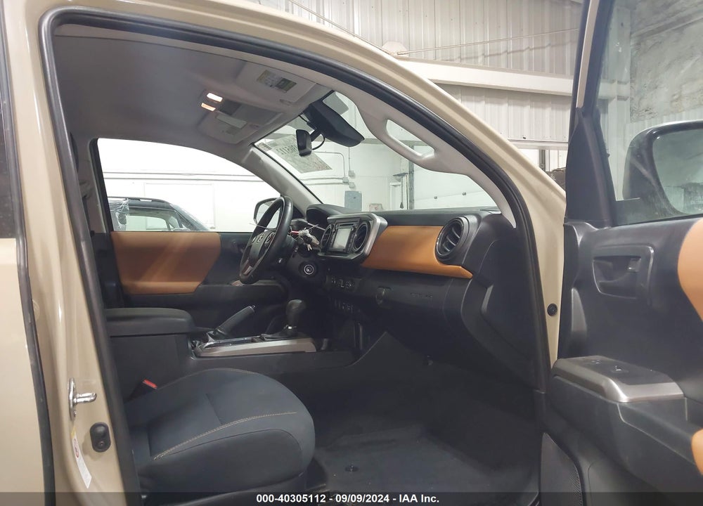 2019 TOYOTA TACOMA SR5 V6 VIN: 3TMCZ5AN7KM217958