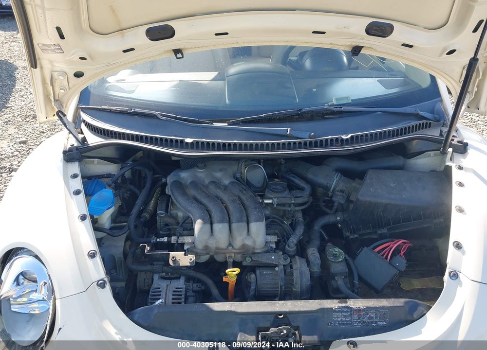 2005 VOLKSWAGEN NEW BEETLE GLS VIN: 3VWCM31Y65M305589