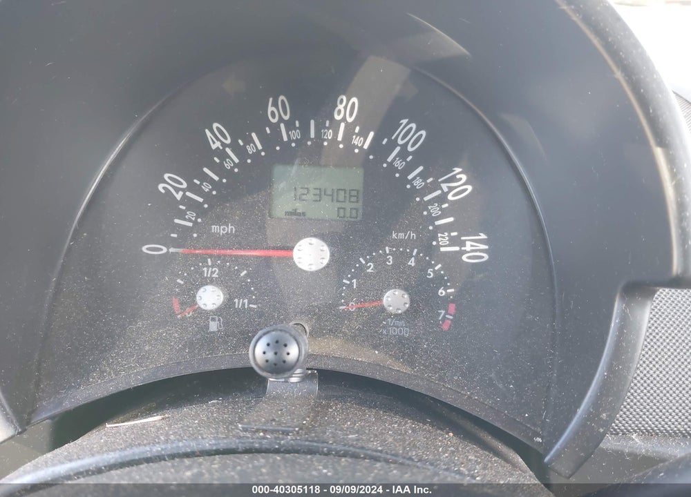2005 VOLKSWAGEN NEW BEETLE GLS VIN: 3VWCM31Y65M305589