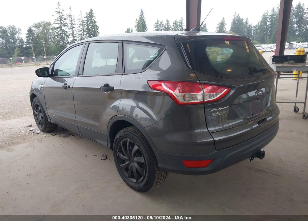 2016 FORD ESCAPE S VIN: 1FMCU0F70GUC19013