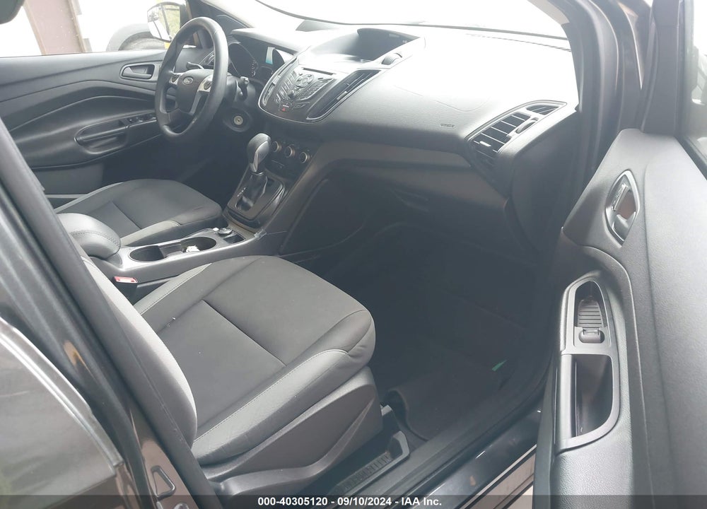 2016 FORD ESCAPE S VIN: 1FMCU0F70GUC19013