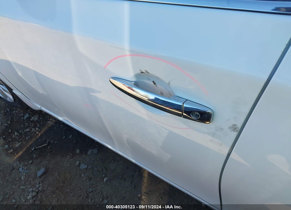 2015 NISSAN SENTRA S VIN: 3N1AB7AP6FY235653