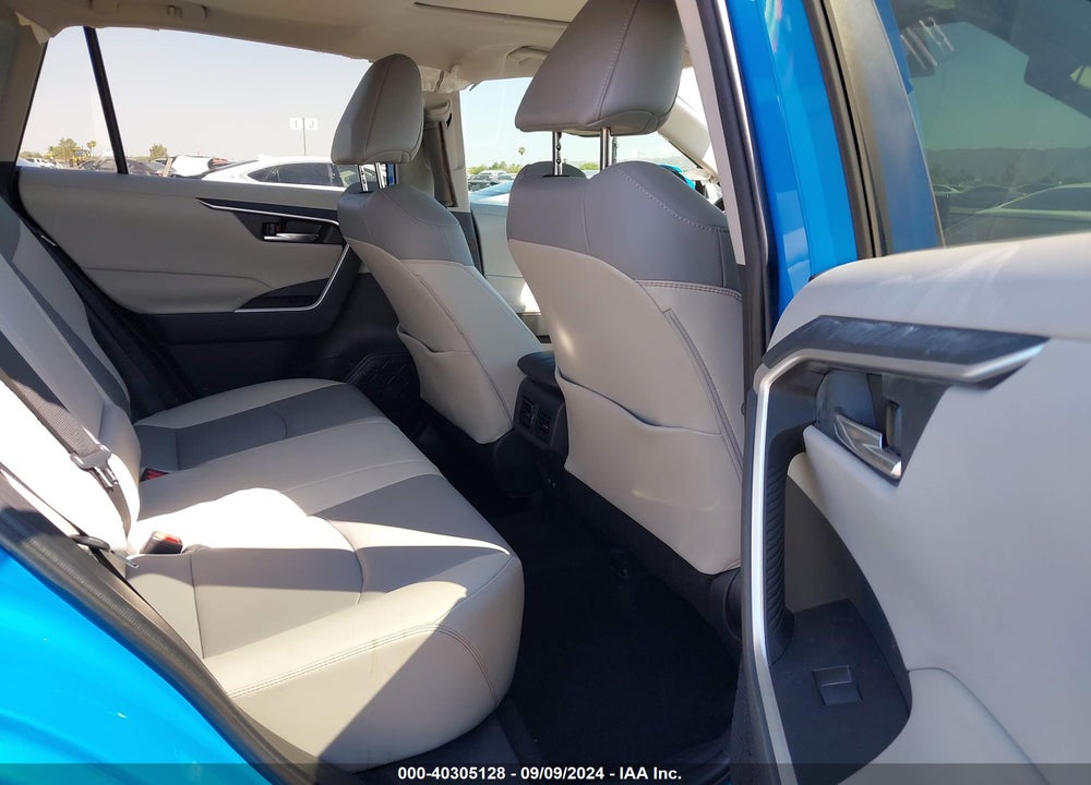 2019 TOYOTA RAV4 XLE PREMIUM VIN: 2T3C1RFV2KW051614