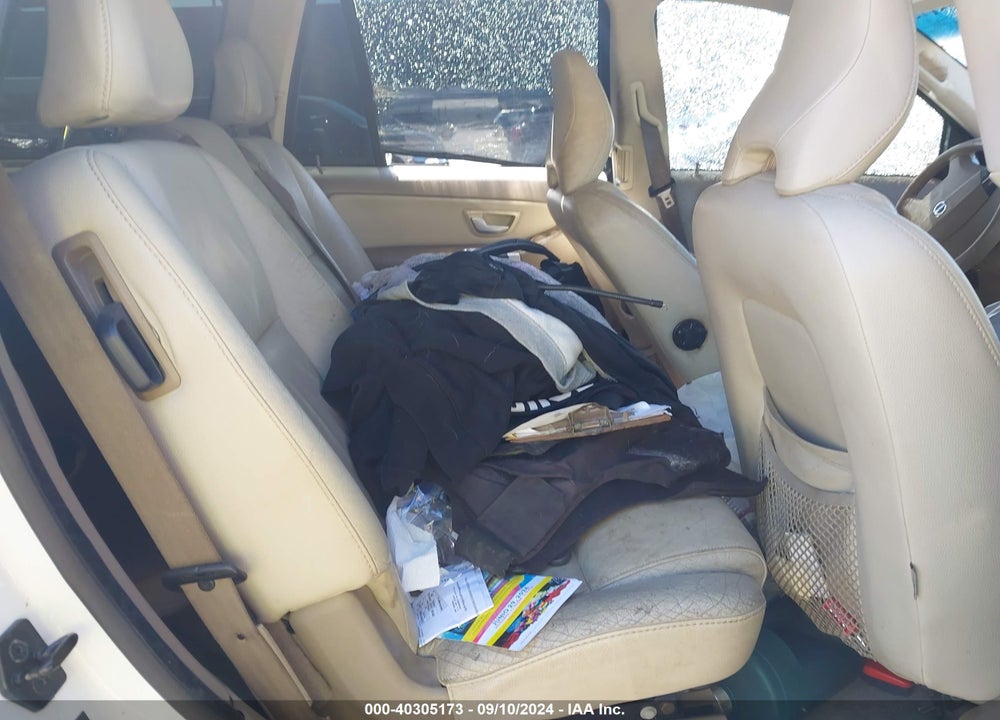 2010 VOLVO XC90 3.2 VIN: YV4982CZ2A1544885