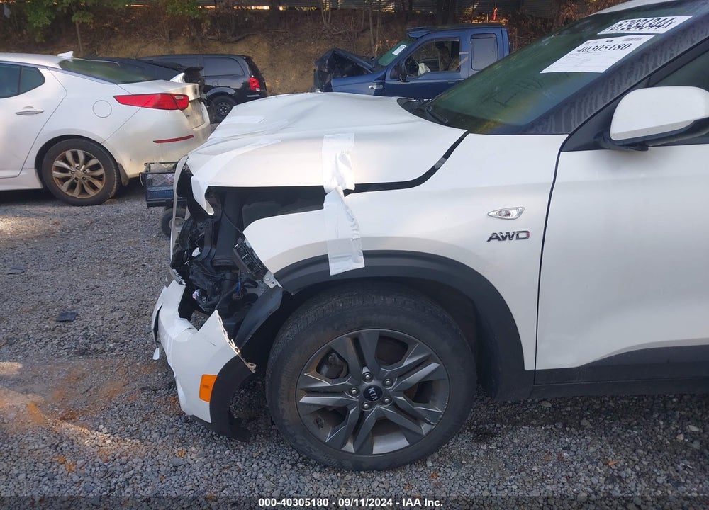 2021 KIA SELTOS LX VIN: KNDEPCAA0M7182774