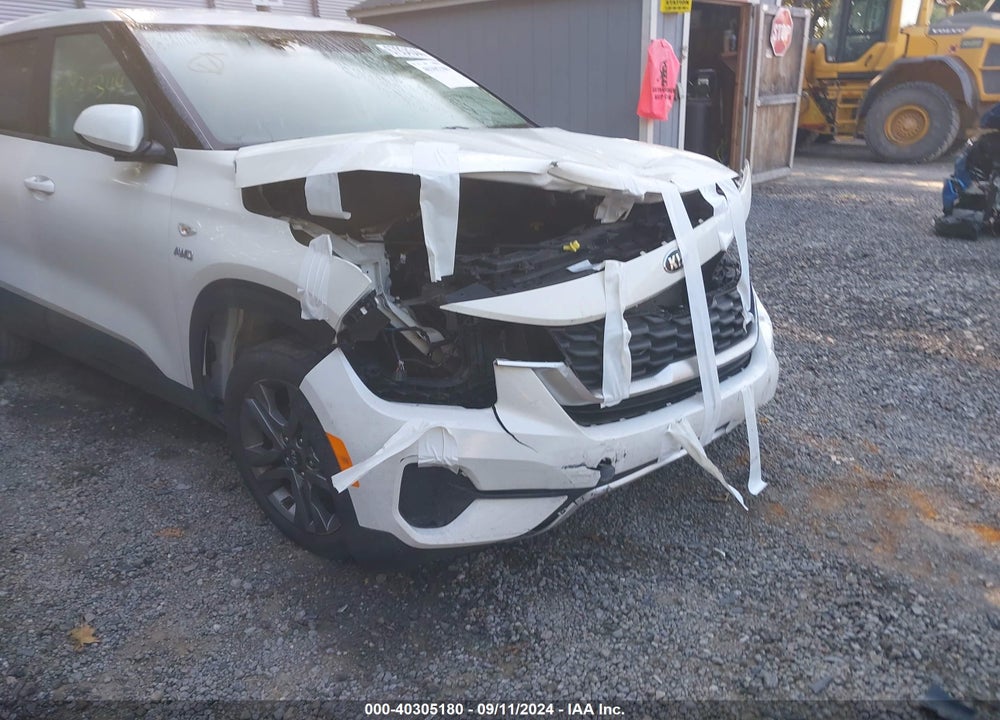 2021 KIA SELTOS LX VIN: KNDEPCAA0M7182774