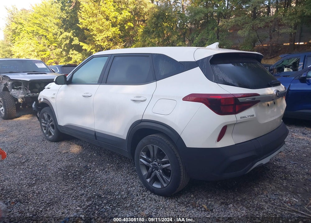 2021 KIA SELTOS LX VIN: KNDEPCAA0M7182774