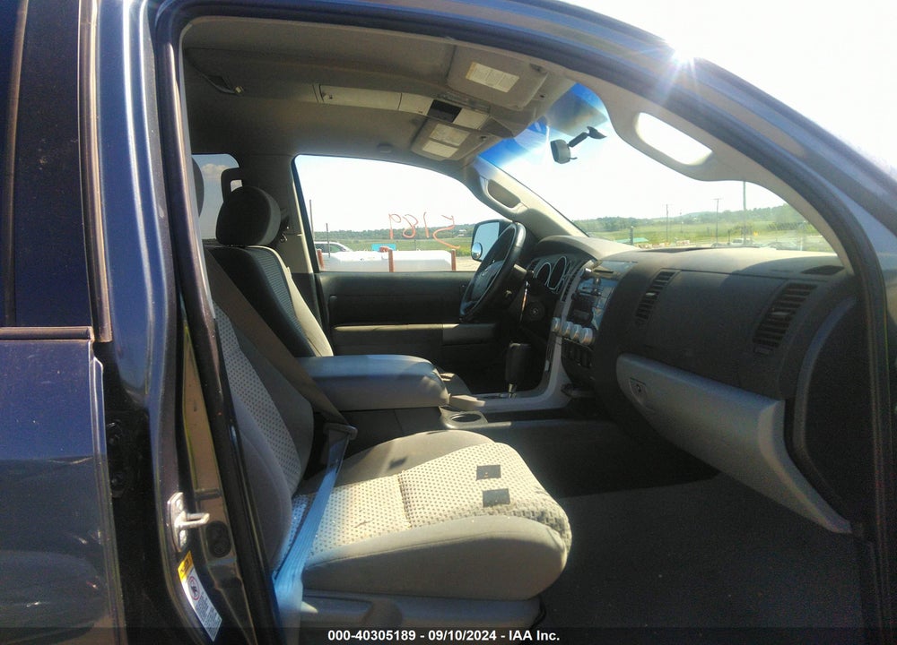 2007 TOYOTA TUNDRA SR5 5.7L V8 VIN: 5TFCV54177X001646