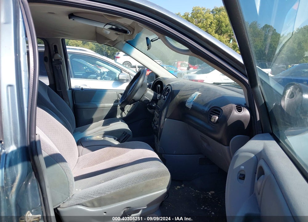 2005 DODGE GRAND CARAVAN SXT VIN: 2D4GP44L25R544912