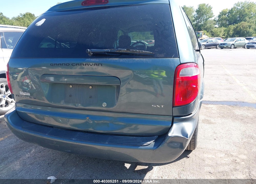 2005 DODGE GRAND CARAVAN SXT VIN: 2D4GP44L25R544912