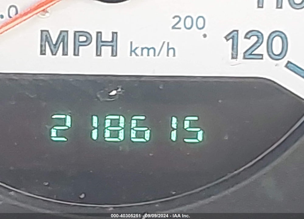 2005 DODGE GRAND CARAVAN SXT VIN: 2D4GP44L25R544912