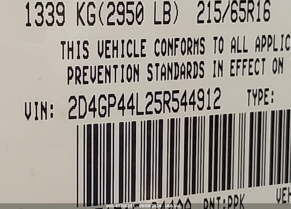 2005 DODGE GRAND CARAVAN SXT VIN: 2D4GP44L25R544912
