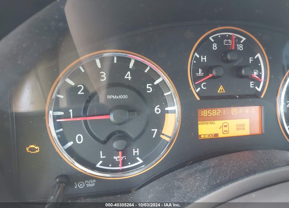 2014 NISSAN ARMADA SL VIN: 5N1BA0ND0EN612108