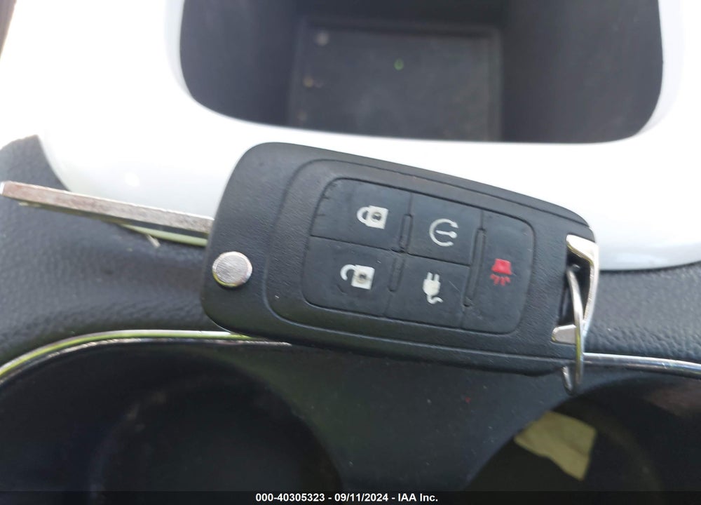 2011 CHEVROLET VOLT VIN: 1G1RD6E40BU102915