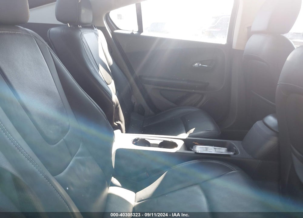 2011 CHEVROLET VOLT VIN: 1G1RD6E40BU102915