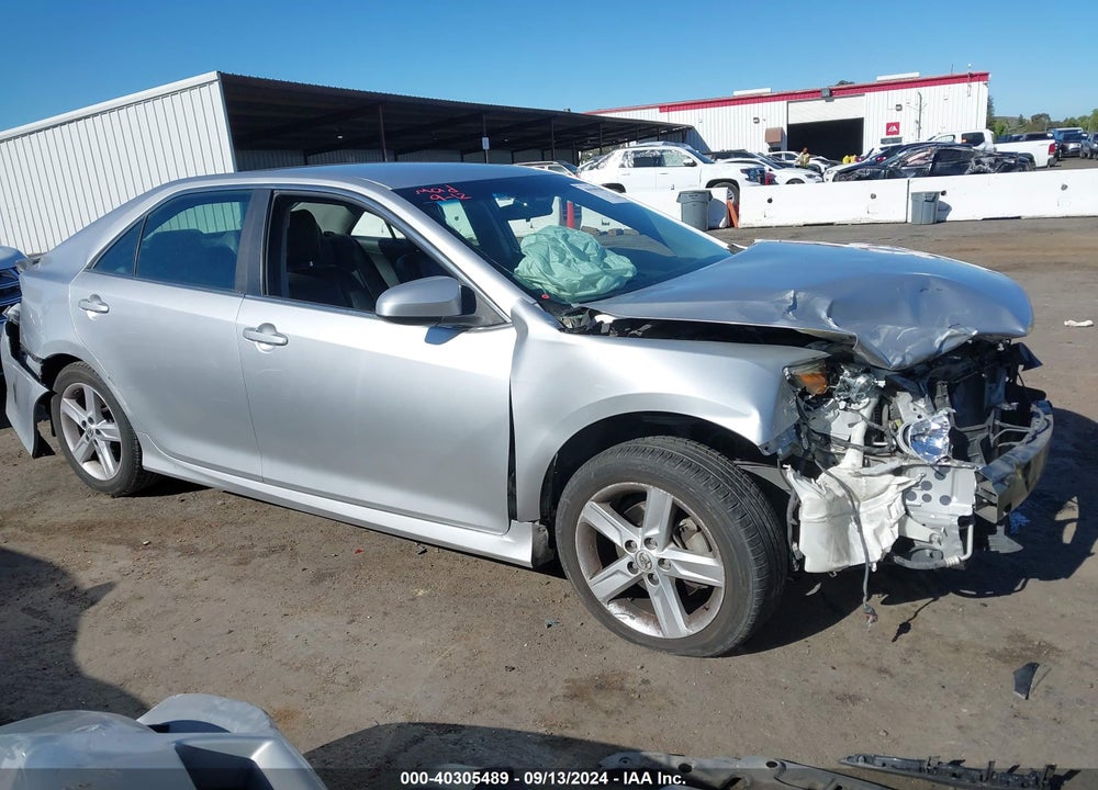 2013 TOYOTA CAMRY SE VIN: 4T1BF1FK1DU256602