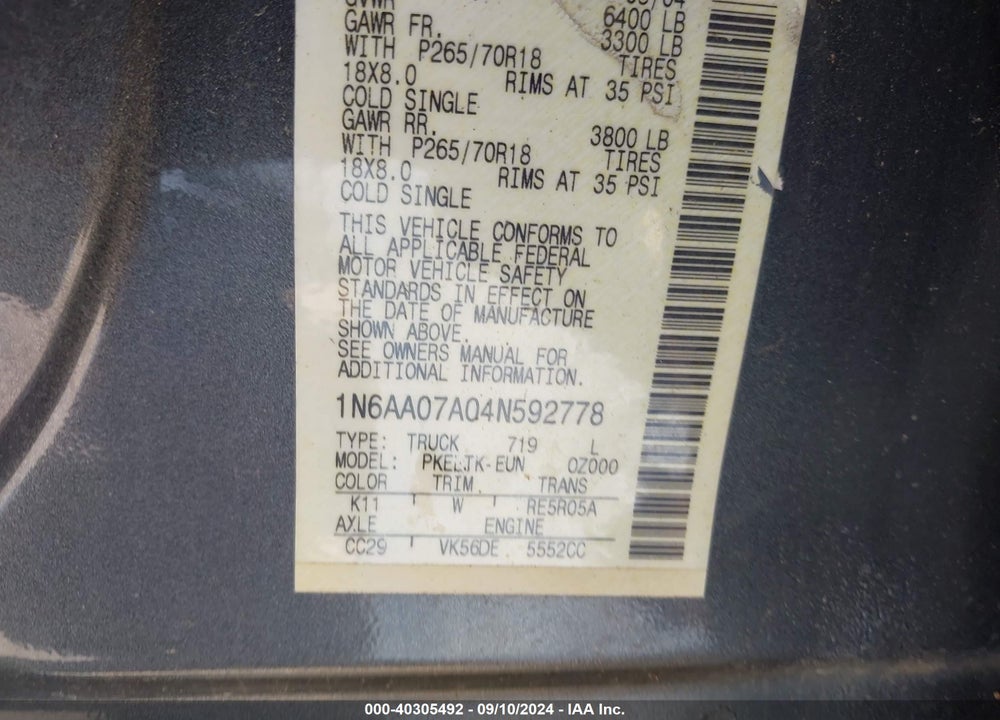 2004 NISSAN TITAN SE VIN: 1N6AA07A04N592778