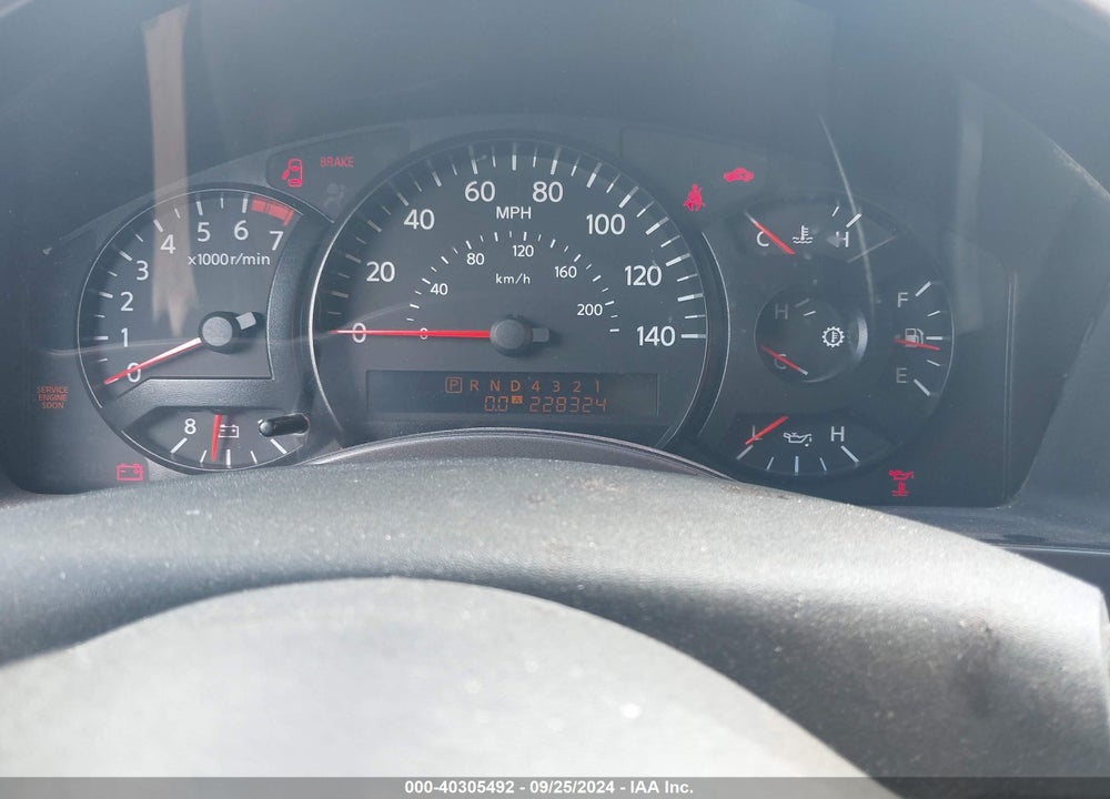 2004 NISSAN TITAN SE VIN: 1N6AA07A04N592778