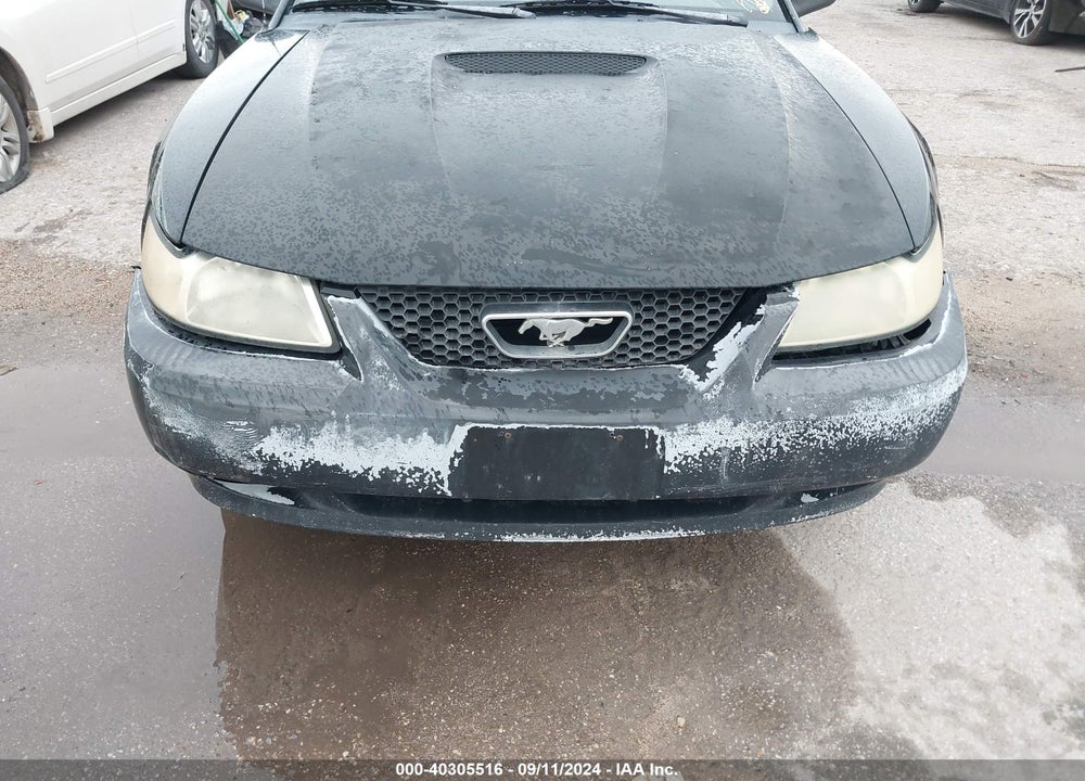 2001 FORD MUSTANG VIN: 1FAFP404X1F132848